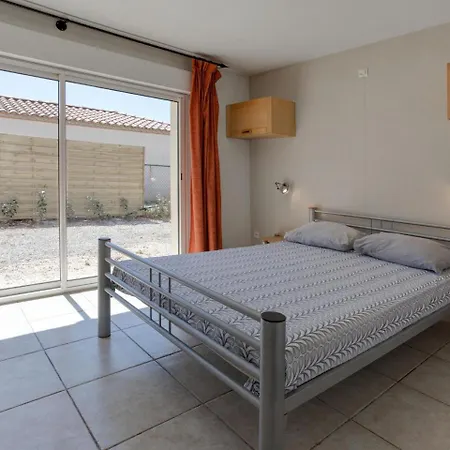 Cozy In With Private Pool And Jacuzzi Villa Aigne (Herault)