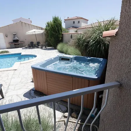 Villa Cozy In With Private Pool And Jacuzzi
